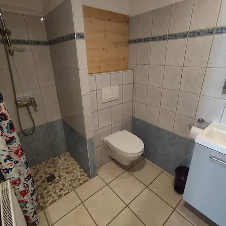 A L'oree Du Bois Nyaraló